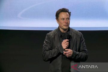 Elon Musk menguangkan lagi 3,6 miliar dolar AS saham Tesla
