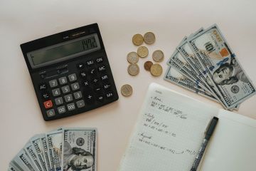 Tips atur keuangan dengan bijak jika terjadi resesi