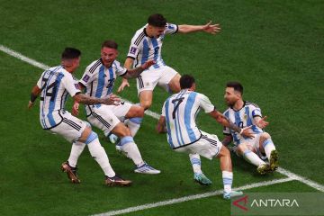 Argentina juara Piala Dunia setelah kalahkan Prancis lewat adu penalti