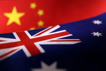 Pejabat pertahanan China dan Australia adakan pertemuan resmi pertama