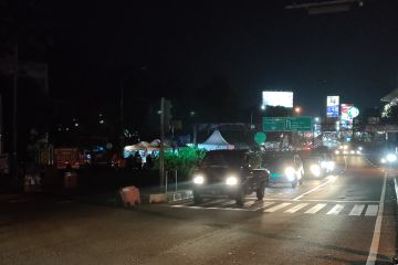 Arus lalu lintas Puncak Bogor lancar di malam Natal