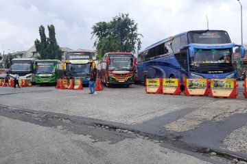 Penumpang dari Terminal Kalideres menurun saat Natal