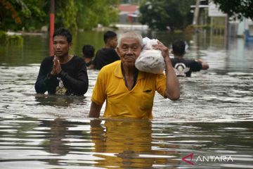 Ratusan rumah di Kota Makassar terendam banjir luapan sungai dan waduk