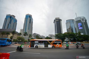 Pengembangan kendaraan listrik harus diarahkan untuk transportasi umum