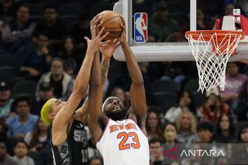 NBA: San Antonio Spurs vs New York Knicks