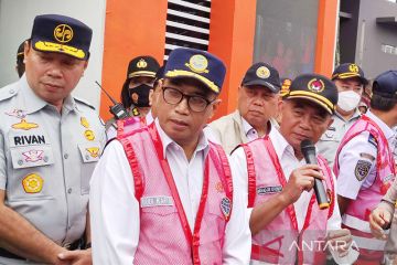 Menko PMK-Menhub tinjau Jalur Puncak jelang Tahun Baru