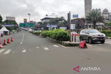 Polisi berlakukan sistem satu arah di Jalur Puncak Bogor