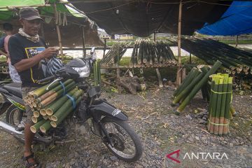 Nasi Bambu Untuk Perayaan Tahun Baru