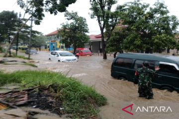 Banjir landa dua kecamatan di Bangkalan