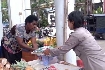 Polda Papua siapkan 1.000 bingkisan Natal untuk mama-mama pedagang