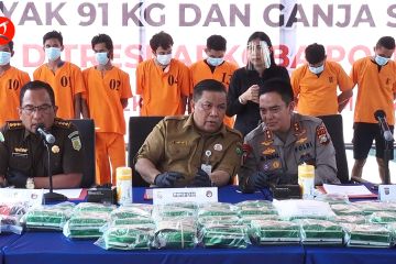 Polda Riau berhasil ungkap peredaran 800 kg sabu