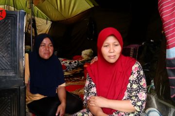 Pengungsi gempa Cianjur melawan trauma untuk pulang ke rumah