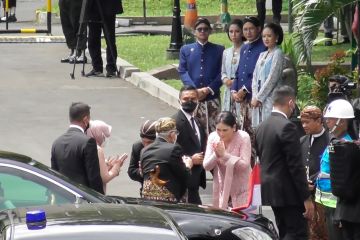 Sejumlah menteri dan publik figur hadiri akad nikah Kaesang-Erina