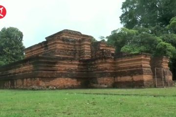 Gubernur jambi serahkan kompensasi lahan Candi Muara