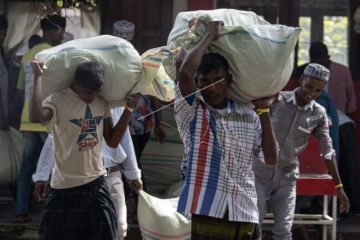 Relokasi Imigran Etnis Rohingya
