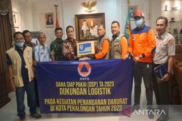 BNPB salurkan bantuan dana dan logistik penanganan banjir Pekalongan