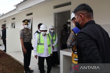 Wapres Ma'ruf Amin tinjau rumah tahan gempa di Cianjur
