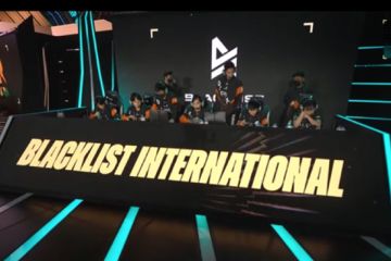 RRQ Hoshi bertemu Blacklist International di upper bracket M4