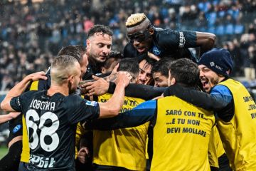 Hasil Liga Italia: Napoli kian kokoh di puncak, Milan diimbangi Roma