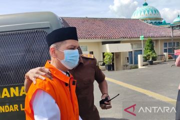Karomani ikuti sidang pembacaan dakwaan