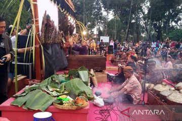 Kabupaten Kediri catatkan sego tiwul dan wayang krucil ke Kemenkumham