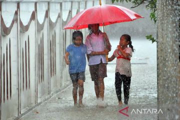 Jumat sebagian besar wilayah Indonesia akan hujan