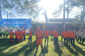 Basarnas Jambi turunkan personel siap siaga erupsi Gunung Kerinci