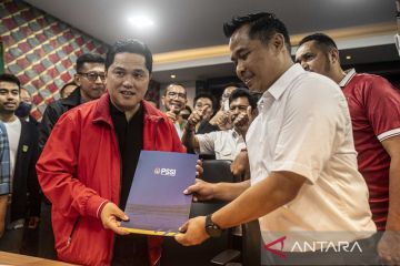 Erick Thohir mendaftar menjadi calon Ketum PSSI