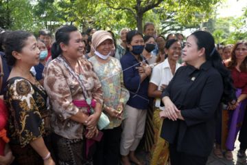 Ketua DPR tinjau aktivitas pelaku UMKM di Serangan