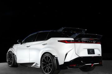 Lexus pamerkan RZ 450e pada ajang Tokyo Auto Salon