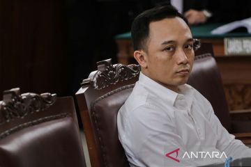 Ricky Rizal dituntut hukuman delapan tahun penjara