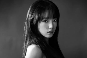 Mantan anggota IZ*ONE Yena rilis lagu baru bertajuk "Love War"