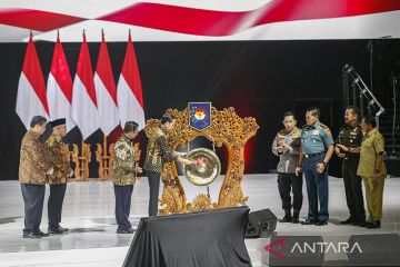 Presiden ingatkan konstitusi tidak boleh kalah dengan instruksi bupati