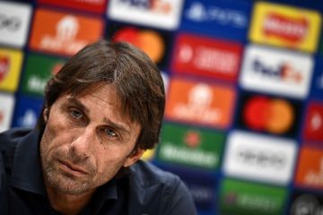 Conte desak petinggi klub bicara begitu ada masalah