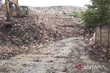 Usai longsor, Pemkab Bekasi terjunkan personel tata TPA Burangkeng