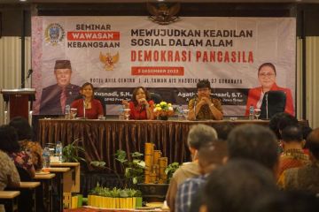 PDIP Surabaya mengungkap tiga kebijakan pro-perempuan