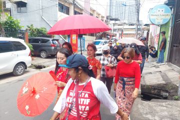 Warga antusias sambut Imlek di kawasan Petak Sembilan Jakarta Barat