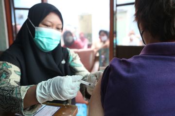 Pemkot Surabaya mulai gelar vaksinasi COVID-19 booster kedua