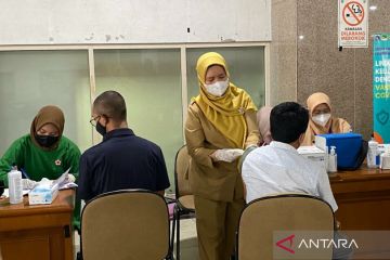 Jaksel gencarkan layanan vaksin booster kedua di kantor Wali Kota