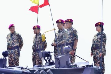 Kapolri diangkat menjadi Warga Kehormatan Korps Marinir