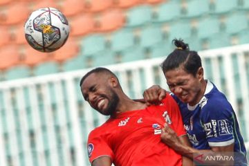 Persib Bandung ke puncak klasemen seusai taklukkan Borneo FC