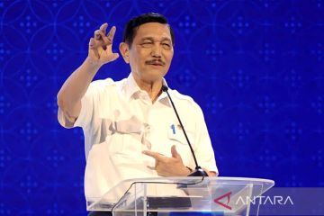 Luhut sebut aturan soal insentif kendaraan listrik terbit Februari