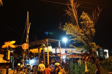 Perjalanan kereta api terganggu akibat kecelakaan di Mojokerto