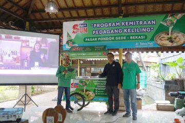 KARA dan Tetra Pak Inisiasi Program Kemitraan Pedagang Sayur Keliling