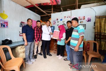 Beasiswa Jokowi yang melepas beban penjual puding di Manado
