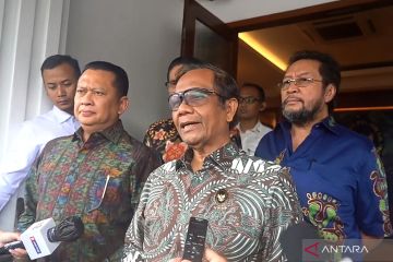 Mahfud terima kunjungan MPR bahas persiapan Pemilu 2024 di DOB Papua
