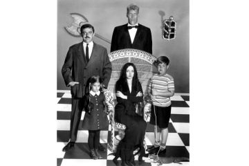 Lisa Loring "Wednesday Addams" meninggal pada usia 64