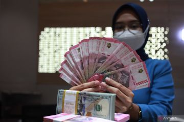 Rupiah awal pekan melemah akibat kenaikan imbal hasil obligasi AS