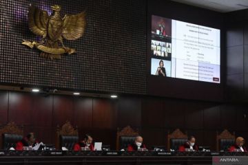 MK tolak legalkan pernikahan beda agama