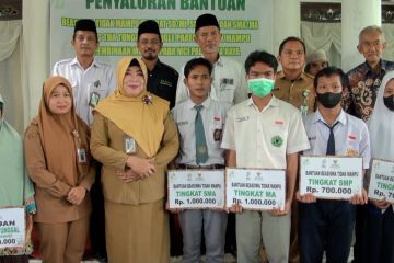 Baznas dan Pemkot Palangka Raya santuni pelajar dan orang tua tunggal